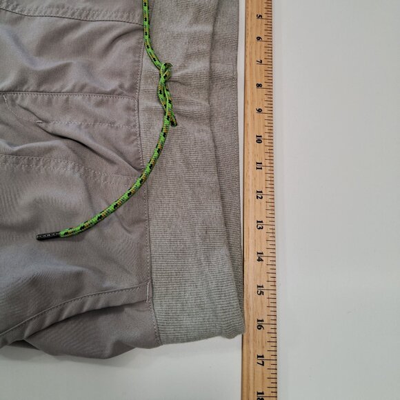 Columbia Cargo Pants - Picture 6 of 9